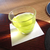 リラックス効果も♪今が美味しい緑茶の効能を知ろう！