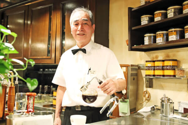 特別インタビュー「老舗喫茶店・店長が教えるカフェ経営のコツ